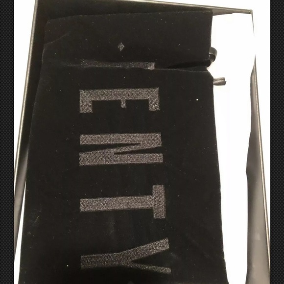 PUMA FENTY Purple Bow Sneakers NEW NWT - Picture 3 of 9